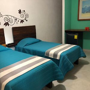 Habitación con Cama King